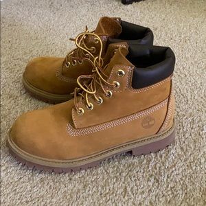 Youth Classic Timbs